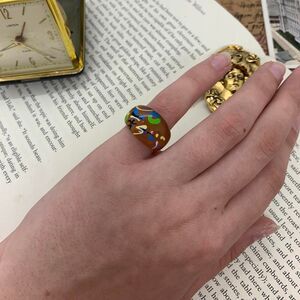 Vintage Lucite Women's Ring size 5.75